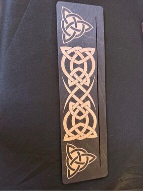 Tarot Card Wooden Celtic Knot Holder - Black and Natural Wood Laser Engraved